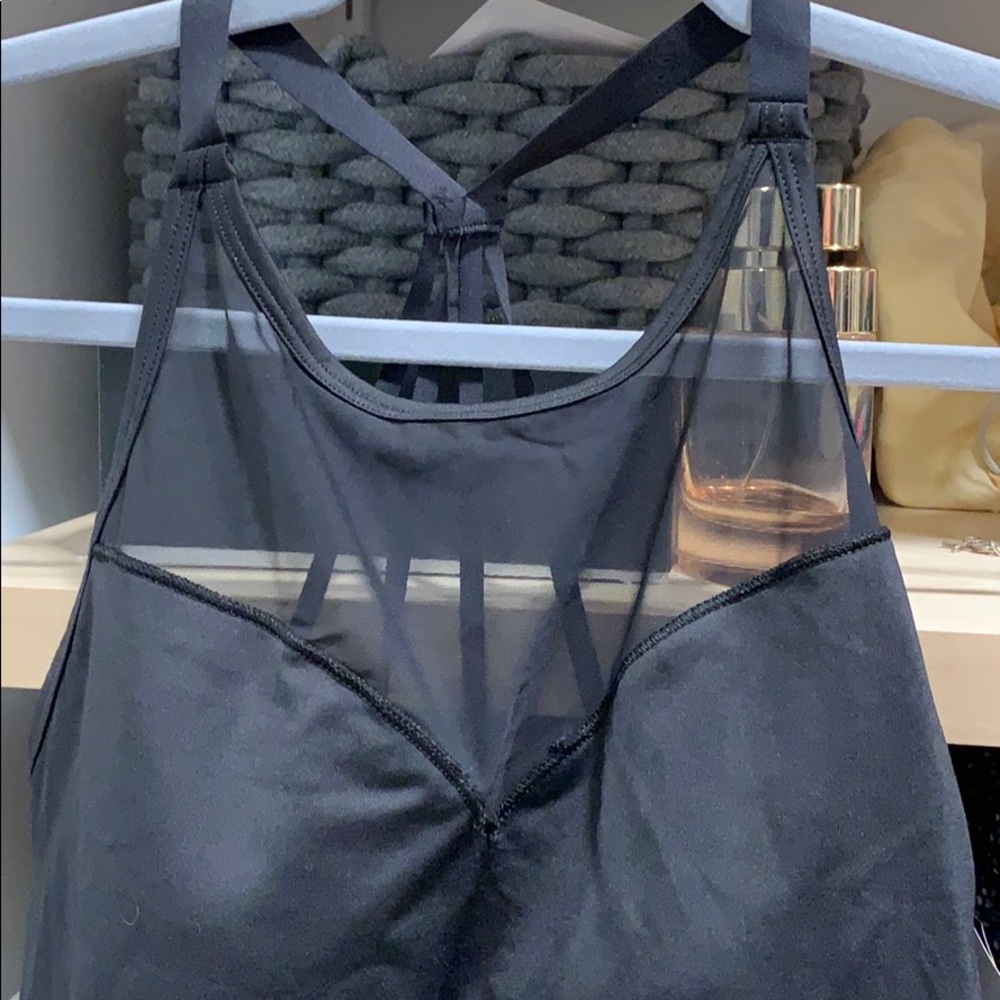 Victoria body top black